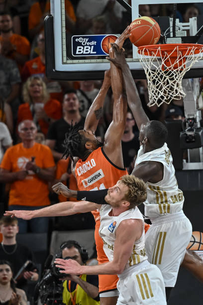 线的球队 线的球队